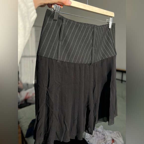 John RICHMOND Pleated Skirt - Picture 3 of 9